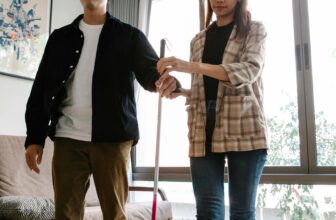 Indoor Mobility Scooter Safety and Accessibility 2025: Home Modifications, Doorway Navigation, and Space-Saving Models for USA and Canada