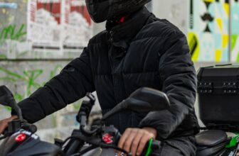 Mobility Scooter Transportation and Travel Guide 2025: Airlines, Cruise Ships, Public Transit, and Vehicle Loading Solutions for USA and Canada Users